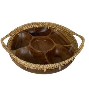 Wood Monkey Pod with Wicker Rim with Handles Food Divider for Entertaining